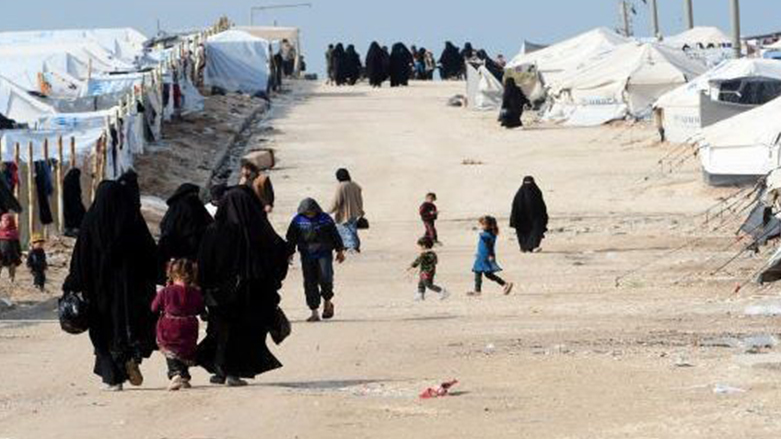 ألمانيا تُعيد مواطنين لها محتجزين بمخيمات عوائل "داعش" في سوريا